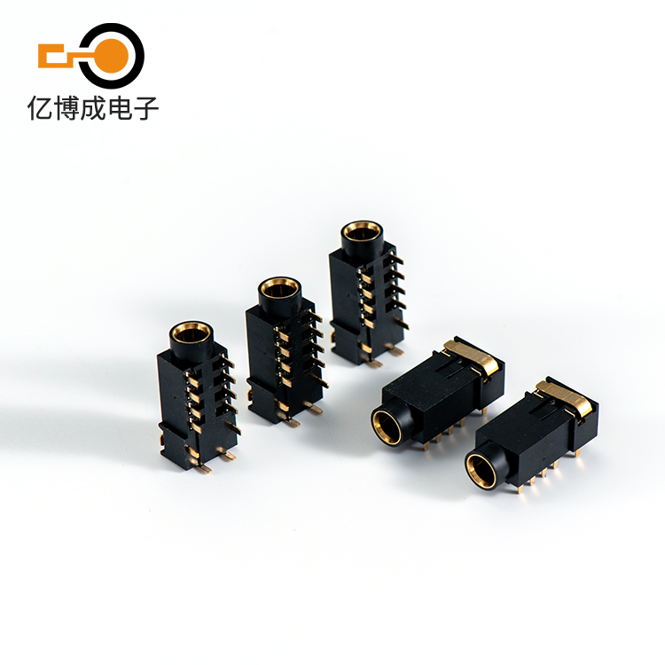 4.4耳机平衡母座